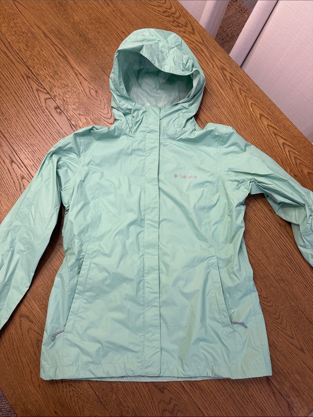 Columbia Hooded Turquoise Rain Jacket Women’s M.